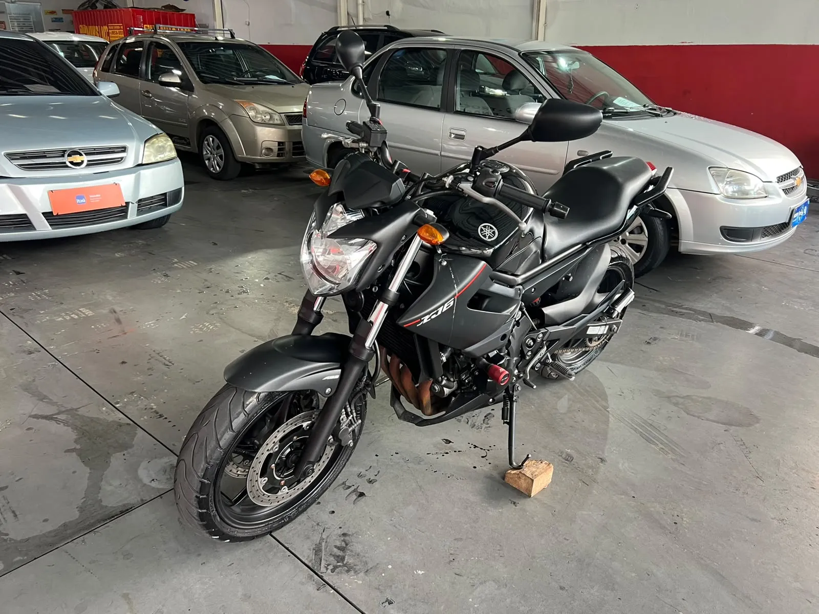 XJ6
